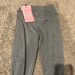 Brand new never work bombshell leggings